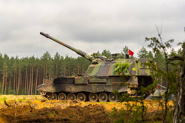 istock german self-propelled howitzer on battlefield 590047674