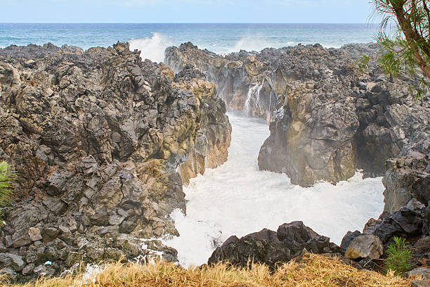 istock The Chasm - Reunion Island 590064916