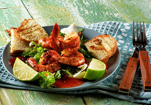 istock Shrimps and Greens Snack 590068396