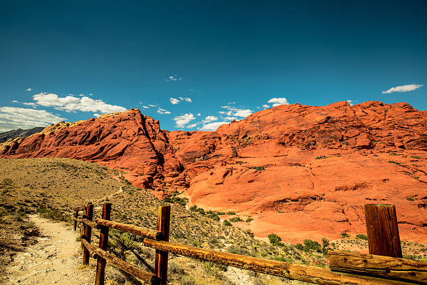 レッドロックキャニオン - red rock canyon national conservation area ストックフォトと画像