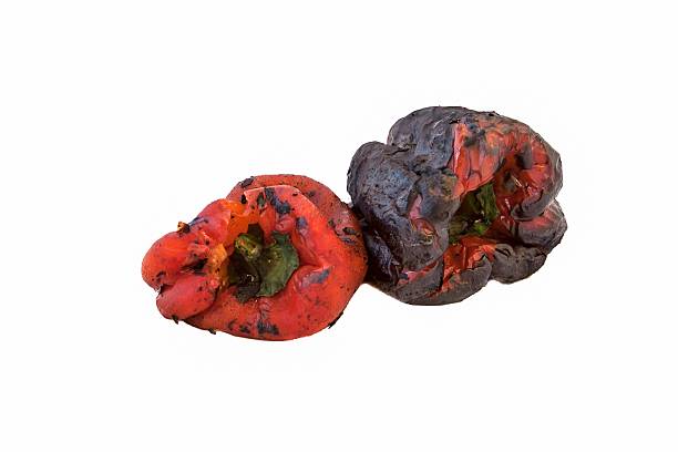 istock Red bell pepper burn wait for cool salad 590158626
