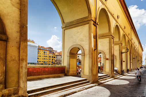 Vista del Corredor Vasari en Florencia, Toscana, Italia photo