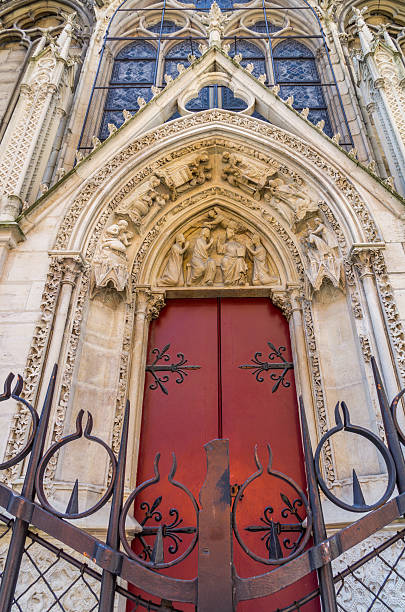 istock Notre Dame Door 590281898