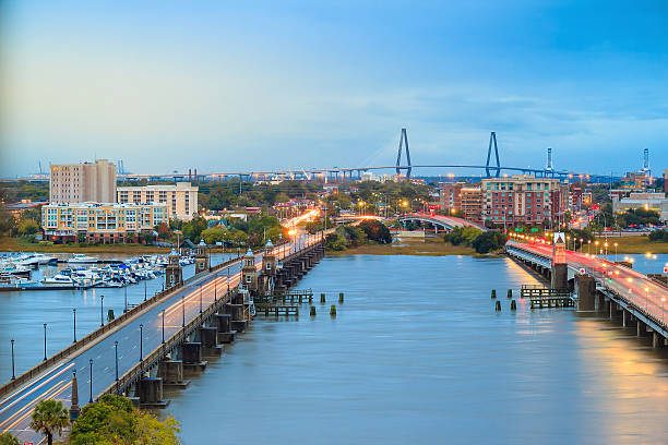istock Skyline of Charleston 590587462
