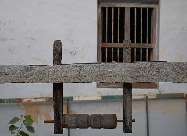 istock Pulley of well 590603250
