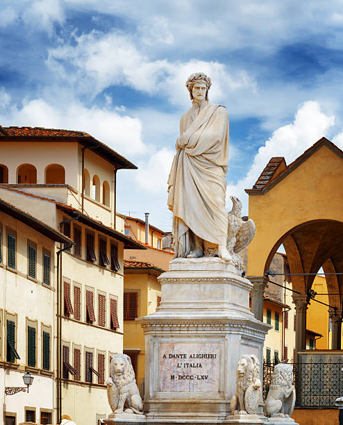 estatua de dante frente a la basílica de santa croce. florencia - renaissance statue italy florence italy fotografías e imágenes de stock