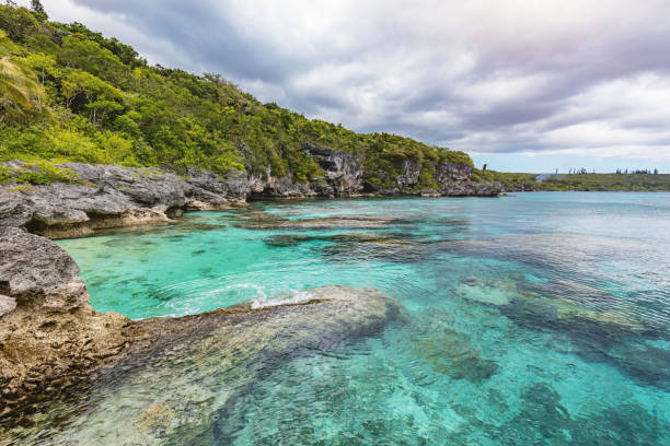 isole lealtà della nuova caledonia maré island nord bay - territori francesi doltremare foto e immagini stock