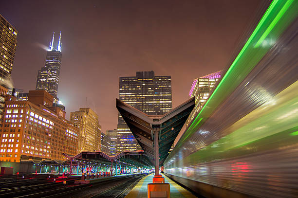 Hyperdrive Speeding train in Chicago train station hyperdrive stock pictures, royalty-free photos & images