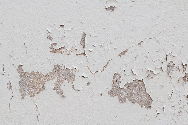 istock wall in bad condition due to poor quality material 591441820