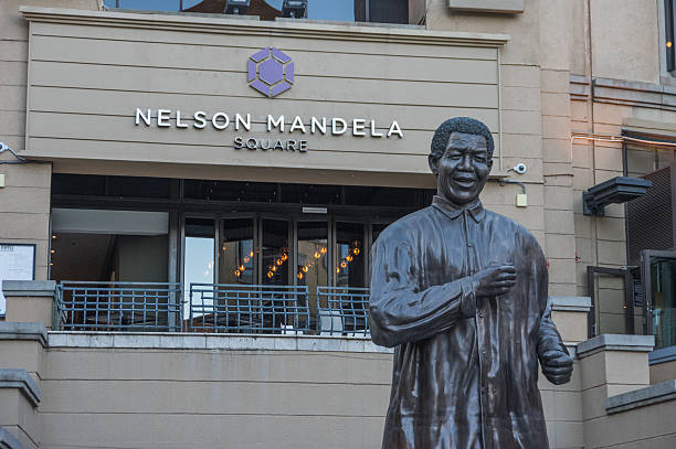 Nelson Mandela Square Sandton Johannesburg 29 March 2016 The Nelson Mandela Square is a public space and shopping area gauteng province photos stock pictures, royalty-free photos & images