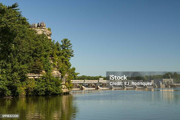 Overlook And Dam On The Illinois River Stock Photo - Download Image Now - Starved Rock State Park, Hiking, Rock - Object
