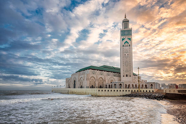 мечеть, касабланка - casablanca стоковые фото и изображения