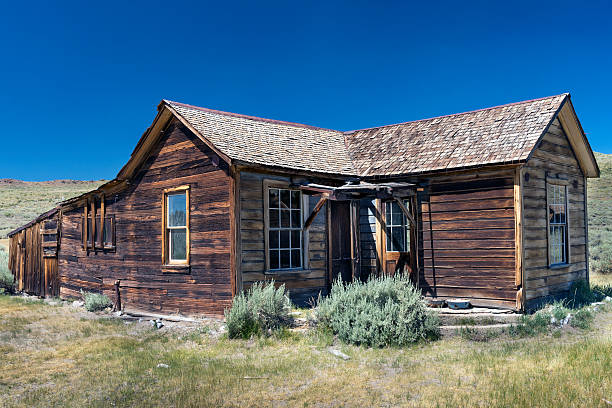 istock Bodie Ghost Town House with Bowls on Porch 592028682
