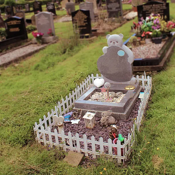 Photo of baby grave