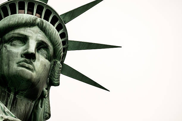 istock Statue of liberty 592385470