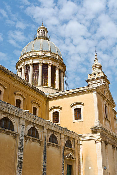 istock Cathedral of Ragusa 592388942