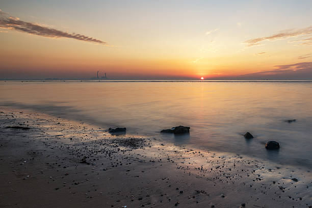 istock Sunrise at sea 592391726