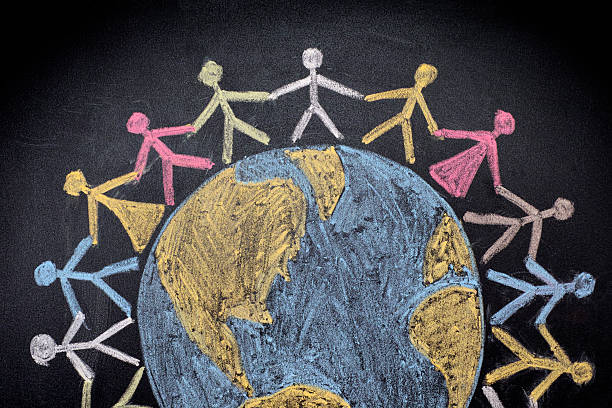 전 세계 사람들의 그룹 - photography chalk blackboard globe 뉴스 사진 이미지