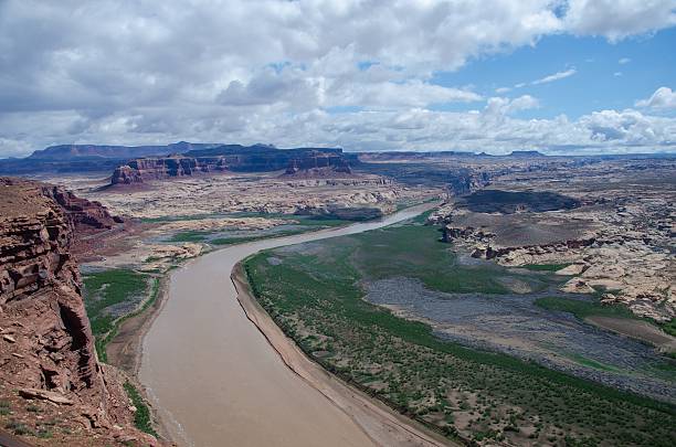 istock Dramatic view on the Colorado river in Utah 592653540