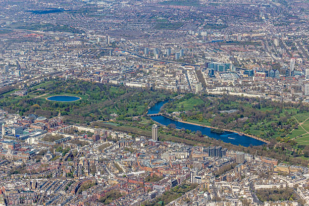 istock aerial view on Hyde Park in London 592673534