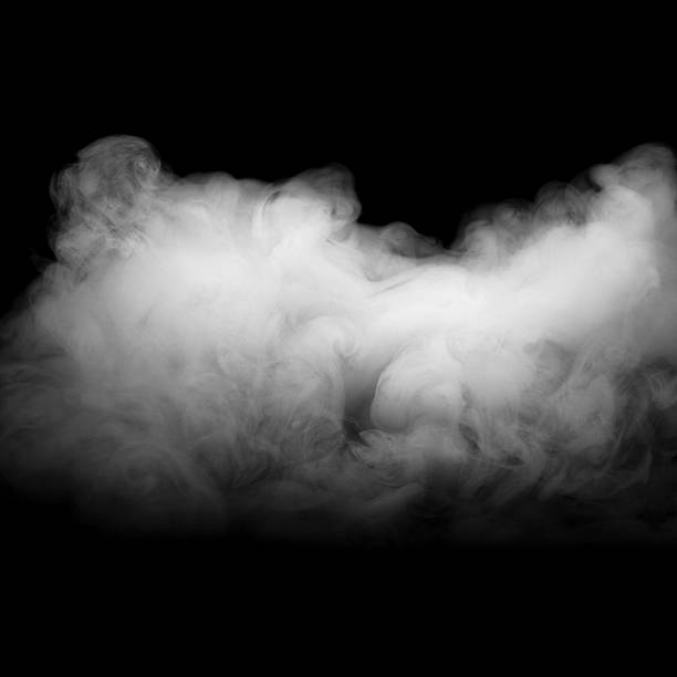 抽象的な霧またはスモークの移動には、黒色の背景 - smoke condensation fumes isolated ストックフォトと画像