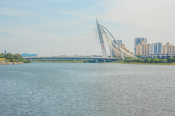 istock Seri Wawasan Bridge in Putrajaya, Malaysia 593305904