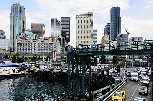 seattle waterfront  - seattle ferry puget sound sound fotografías e imágenes de stock