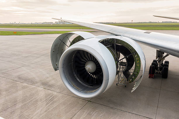 istock Maintenance of engine in an airplane 593326384