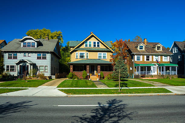 cleveland houses / residential area - this way imagens e fotografias de stock