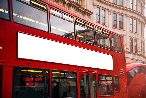 autobus londyn z kopii przestrzeni - bus double decker bus london england uk zdjęcia i obrazy z banku zdjęć