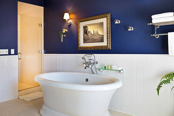 istock Contemporary Classic Bathroom Design with Freestanding Bathtub 594013434
