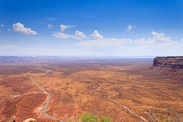 istock Moki Dugway, Muley Point Overlook 594016978