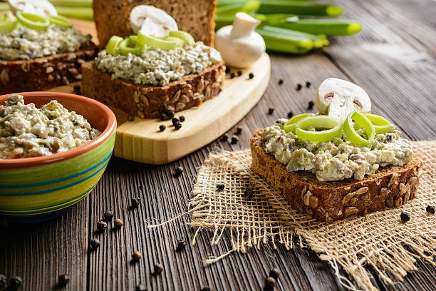 istock Mushroom spread with Roquefort cheese and leek 594024728