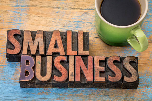istock small business banner in wood type 594032292