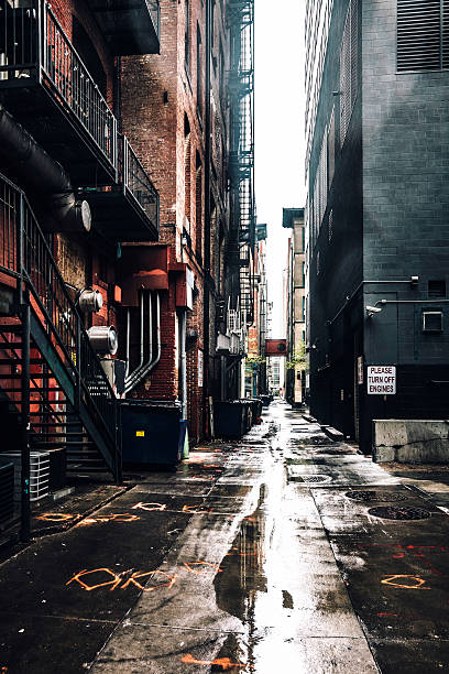 istock Downtown alley. Denver, Colorado. 594454112