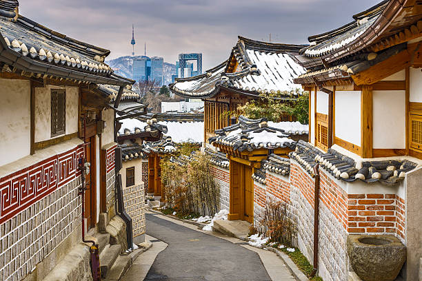 istock Historic Korean Neighborhood 594456500