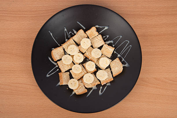 istock Whole wheat bread with slided banana 594466224