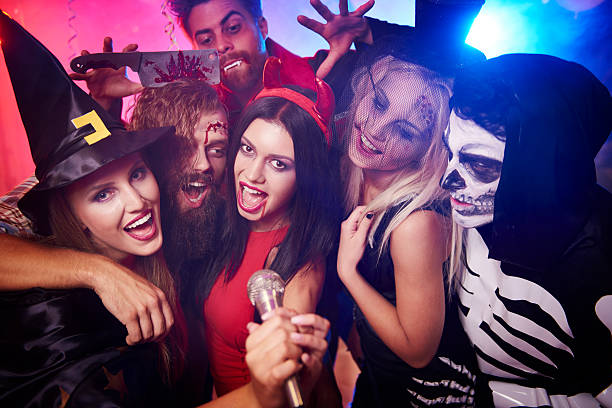 istock Friends singing their favorite song 594918052