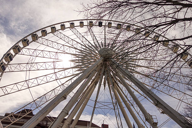 istock Skyview Atlanta - big Ferris Wheel  Downtown 594940778