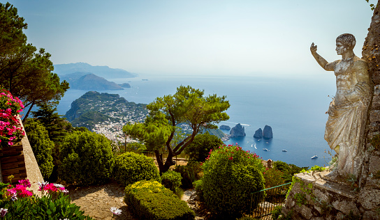 Panorama de la isla de Capri desde el Monte Solaro photo