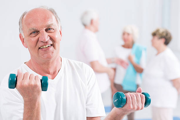 istock Trying to remain in good shape in his elderly days 595141476