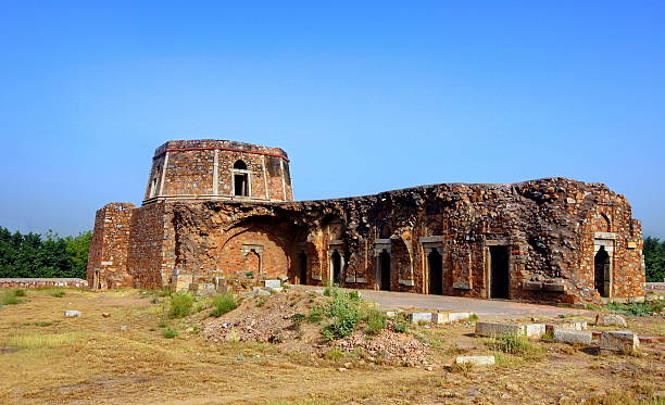 istock Vijay Mandal or Bijay Mandal 595320074