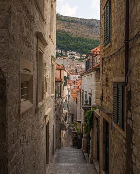 istock Streets of Dubrovnik Old Town 595335794