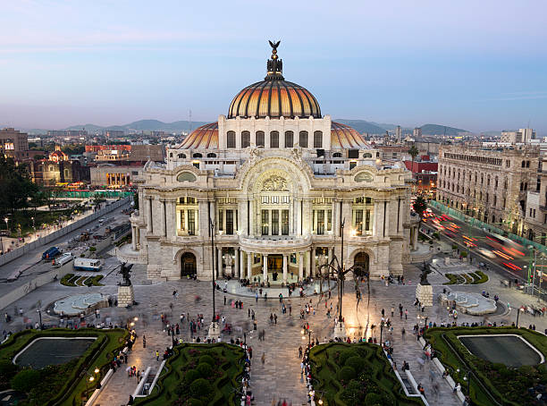 palacio de bellas artes in mexico city  - national concert hall stock-fotos und bilder
