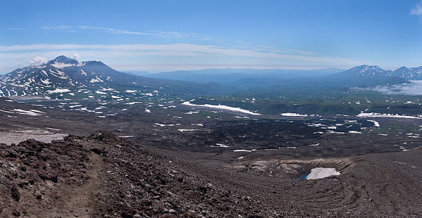 istock Panoramic view on Mutnovsky Volcano and valley from Gorely Volcano 595346686