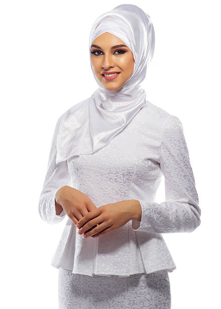 istock Muslim young girl isolated 595361958