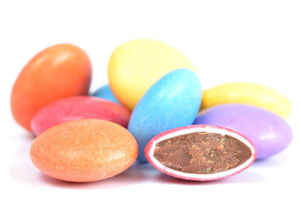 istock Halved red smarty with chocolate filling 595725610