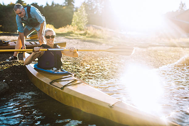 istock Kayaking Couple In The Pacific Northwest 595732680