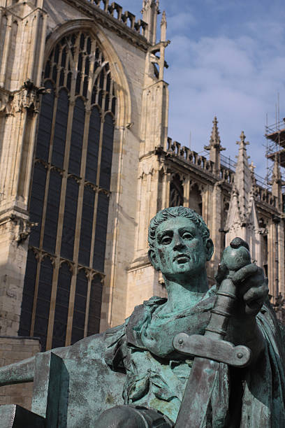 istock Statue of Emperor Constantine - York Minster 595761718