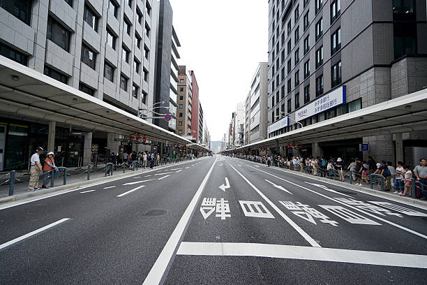 rua shijo dori - traval - fotografias e filmes do acervo